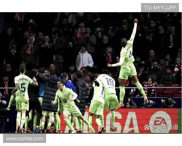 西甲联赛最新动态：巴萨、皇马和马竞的争冠形势与转会市场热议